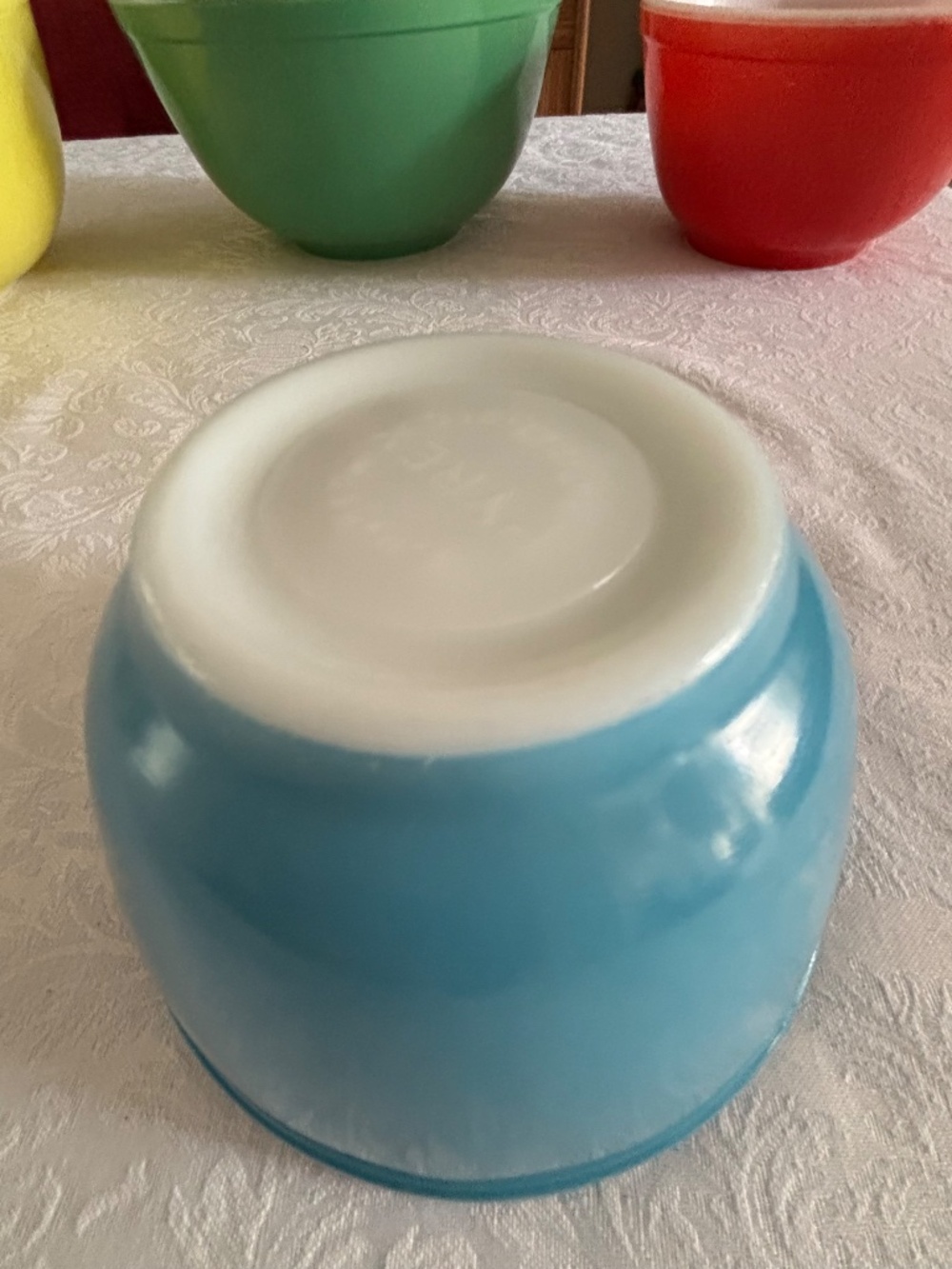 Pyrex Primary Colours 4 Pc. Set - Picture 6 of 7